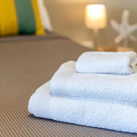 Apartamento Due Gradini Sopra Il Mare - Per 4 Ospiti *