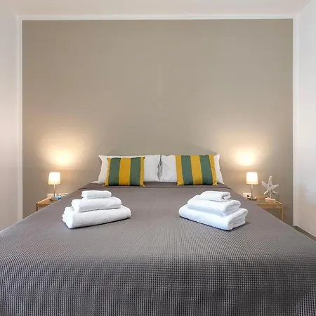 Apartamento Due Gradini Sopra Il Mare - Per 4 Ospiti *