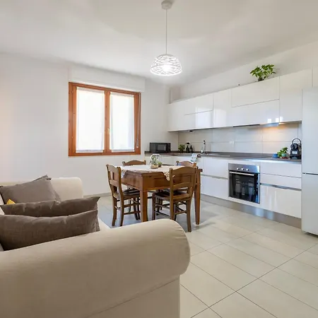 Due Gradini Sopra Il Mare - Per 4 Ospiti Apartmán